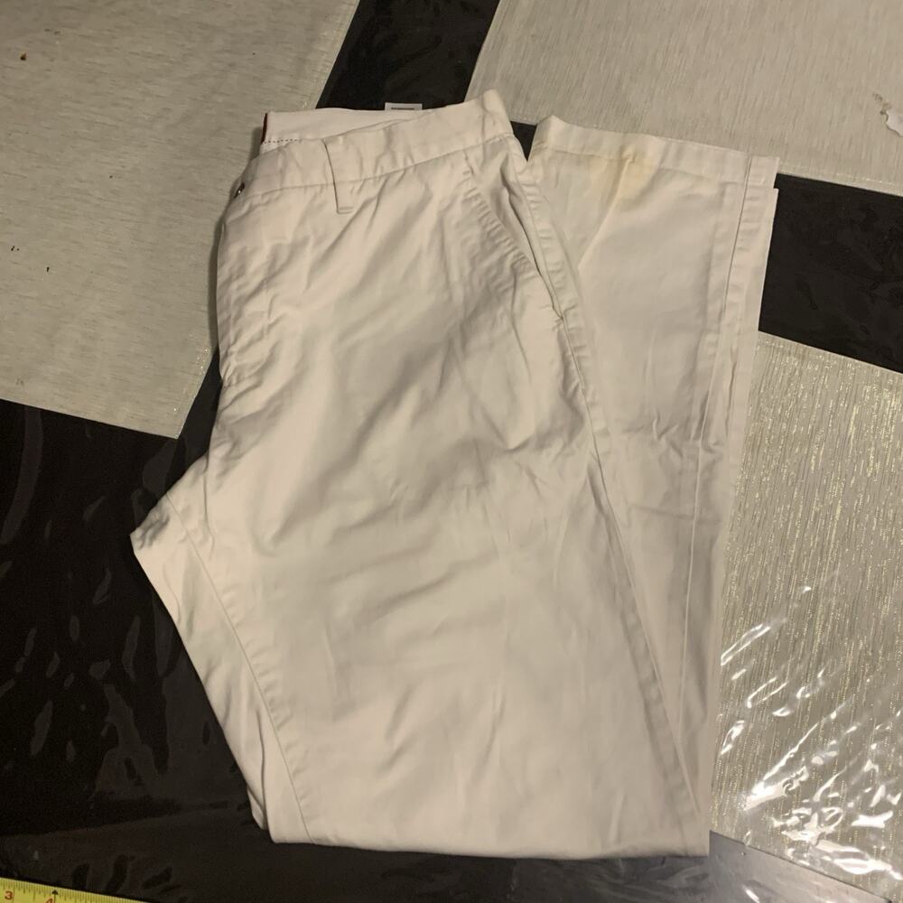 UNTUCKit Straight Fit Pants Mens 32x32 (32x30) White Casual Everyday Stretch